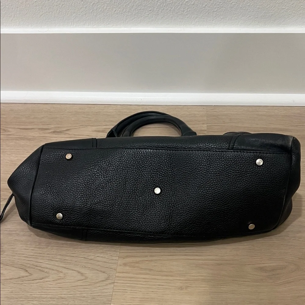 Mazzini Black Leather Handbag